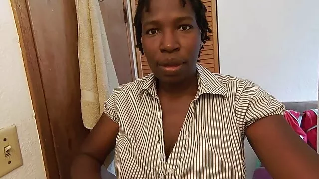 Clara avec son porno en streaming francais amie - très chaude